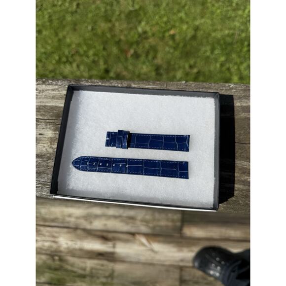 NEW AUTHENTIC CARTIER Blue LEATHER STRAP BAND 16mm X 14mm Alligator Grain - Picture 1 of 6